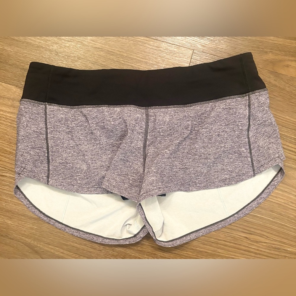 Lululemon🍋 Women's Heather Black and Gray Shorts 2.5”